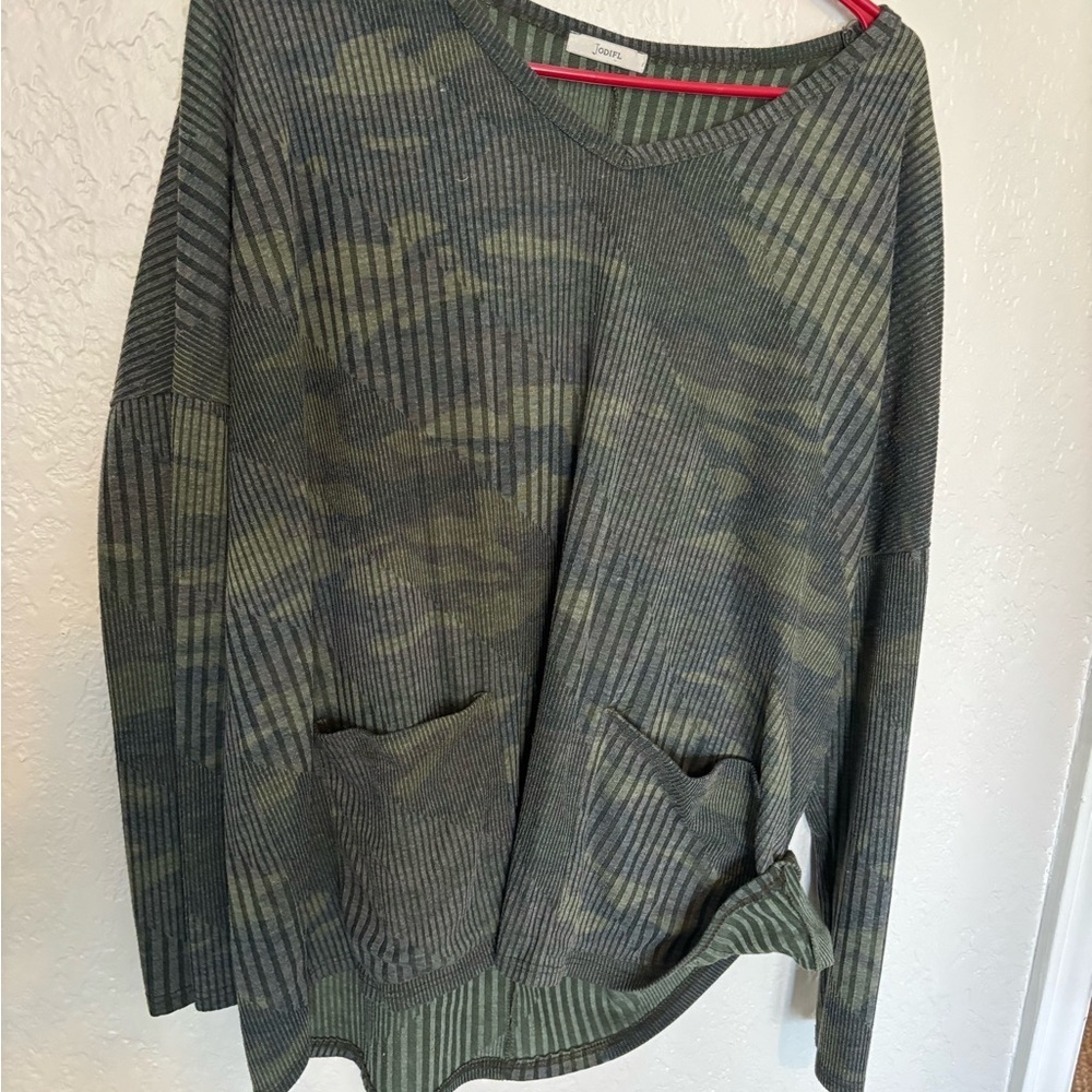 JODIFL Green Camouflage Crew Neck Sweater